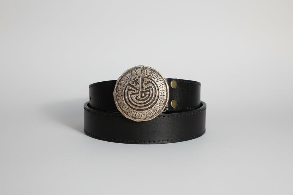 CH The Man in the Maze belt